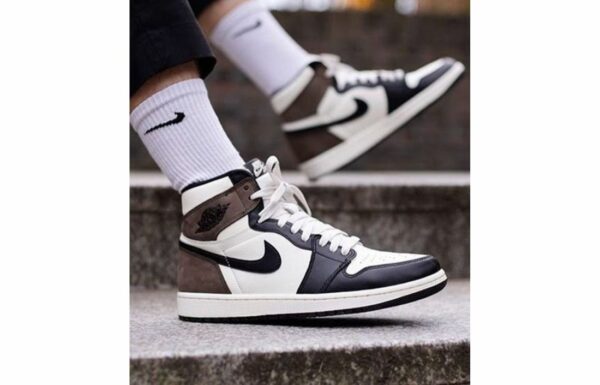 Air <a href="https://castle-shop.com/product-tag/jordan/" class="st_tag internal_tag " rel="tag" title="Posts tagged with jordan">Jordan</a> 1 High Dark Mocha-image