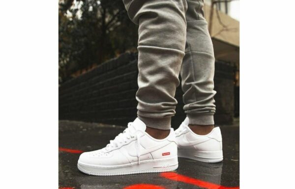 Nike <a href="https://castle-shop.com/product-tag/air/" class="st_tag internal_tag " rel="tag" title="Posts tagged with air">Air</a> Force 1 Low Supreme White-image