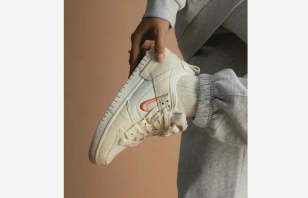 Nike Dunk Low Disrupt 2 Pale Ivory-image