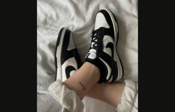 Nike Dunk Low Panda-image.jpg
