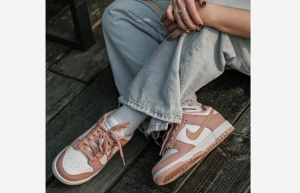 Nike Dunk Low Rose Whisper-image.jpg