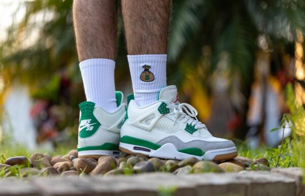 Air <a href="https://castle-shop.com/product-tag/jordan/" class="st_tag internal_tag " rel="tag" title="Posts tagged with jordan">Jordan</a> 4 Pine Green-image